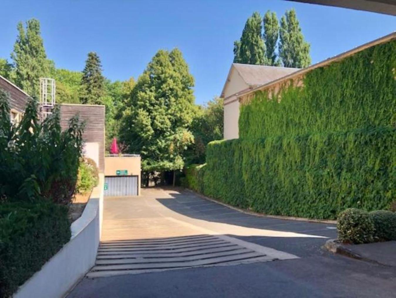 B&B Hotel Chartres Centre Cathedrale 3 Etoiles المظهر الخارجي الصورة