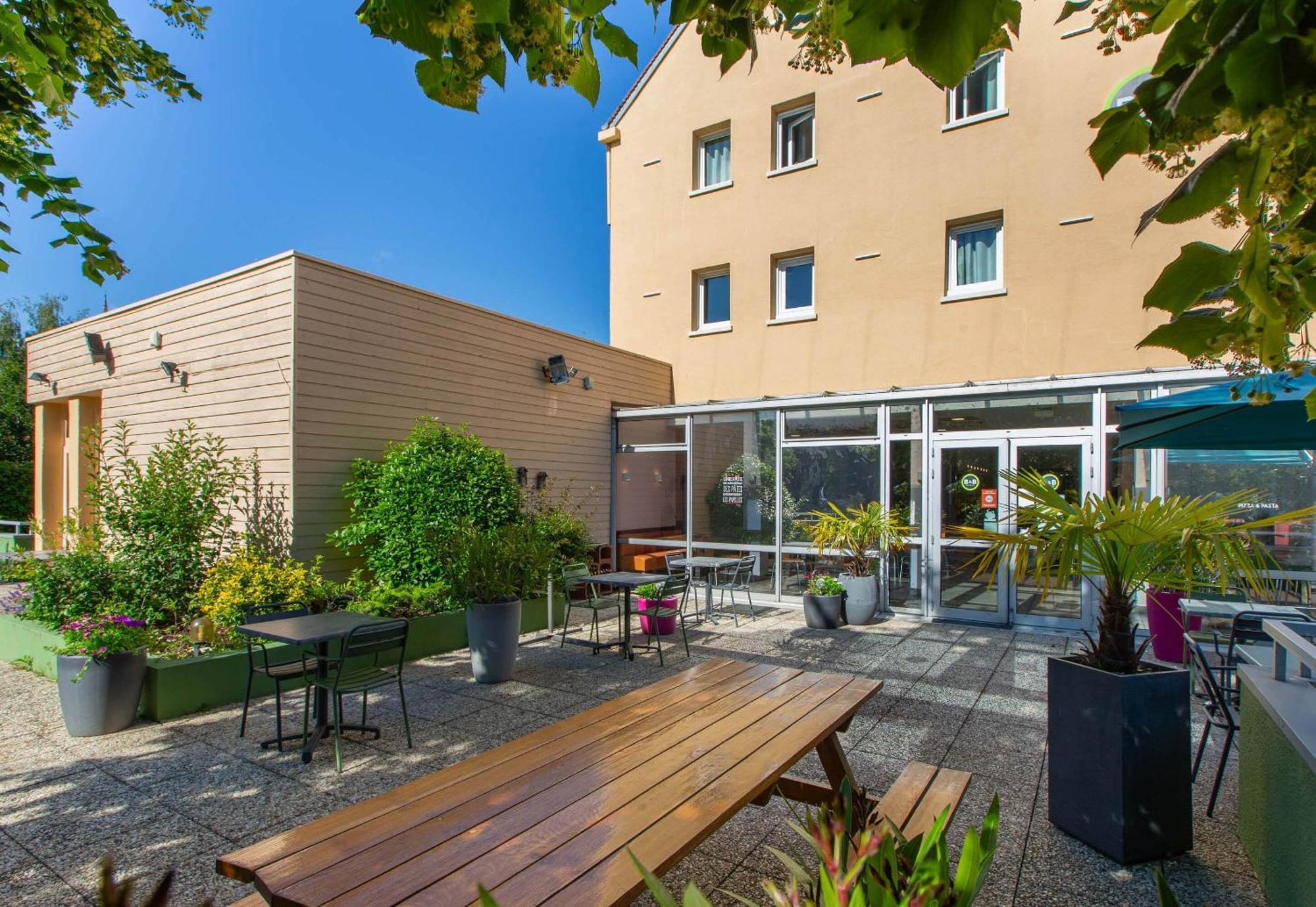 B&B Hotel Chartres Centre Cathedrale 3 Etoiles المظهر الخارجي الصورة
